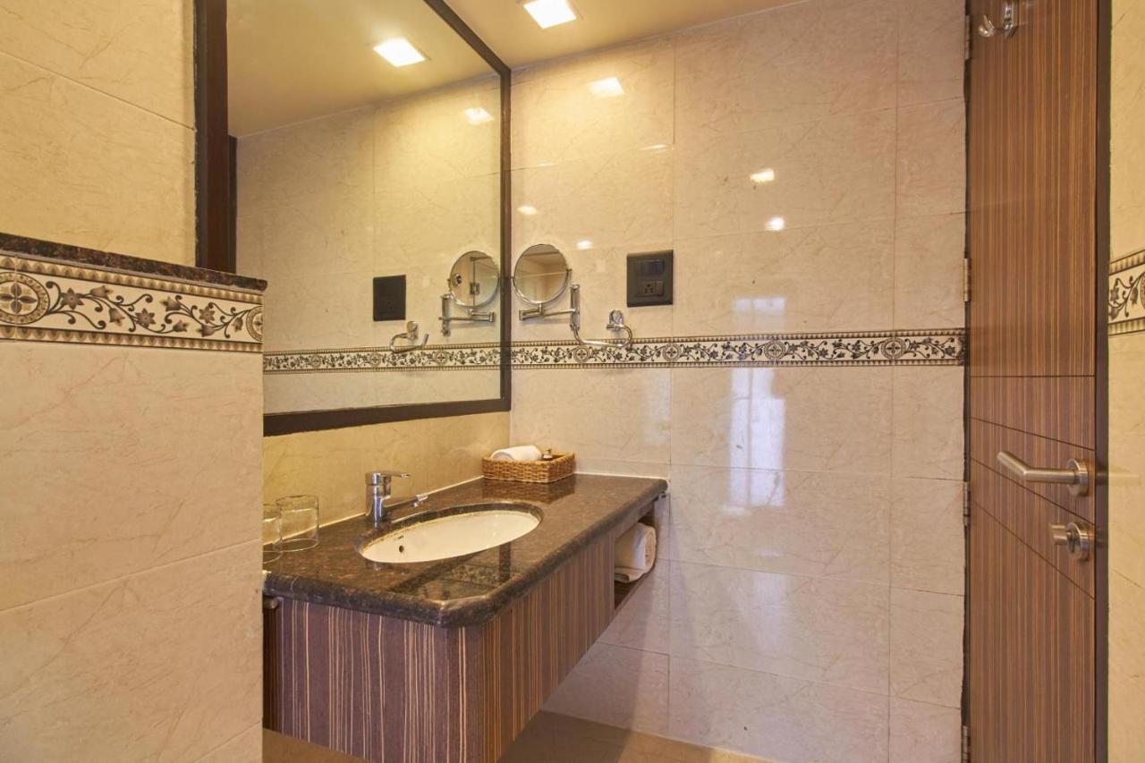 Residency Sarovar Portico Mumbai Dış mekan fotoğraf
