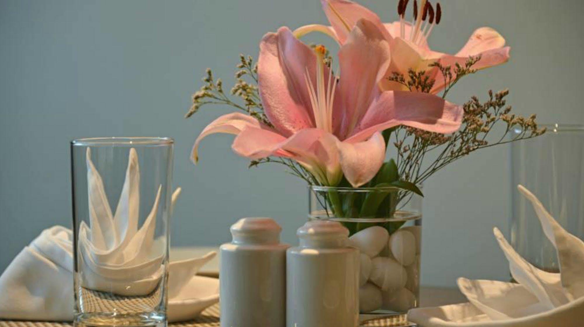 Residency Sarovar Portico Mumbai Dış mekan fotoğraf