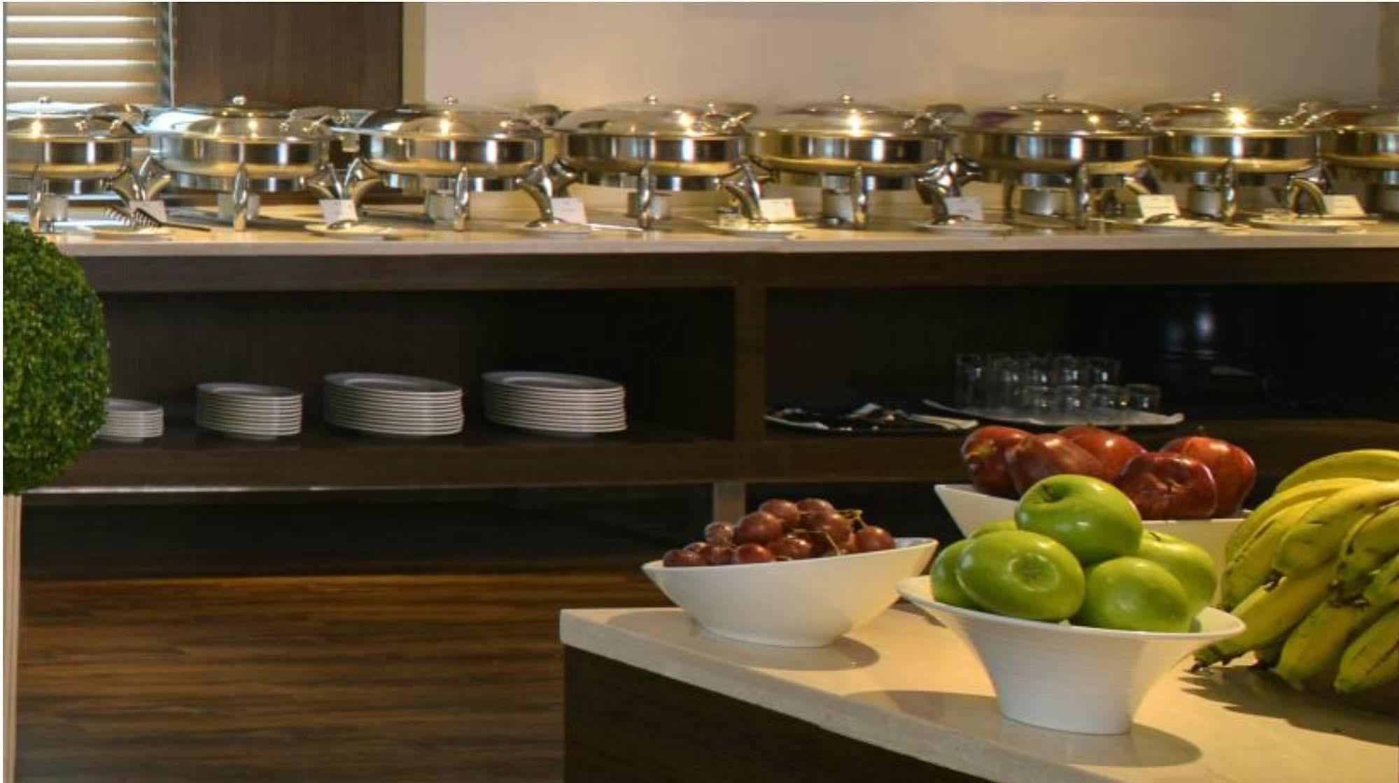 Residency Sarovar Portico Mumbai Dış mekan fotoğraf