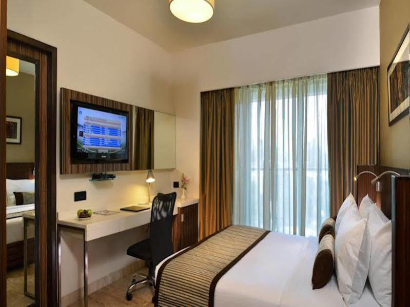Residency Sarovar Portico Mumbai Dış mekan fotoğraf